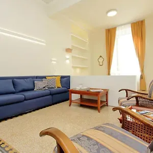 Apartamento Elegant In The Heart Of Rome-navona Area, Roma