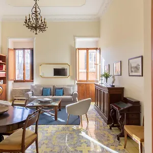  Apartment Iflat Campo De Fiori Cozy Flat